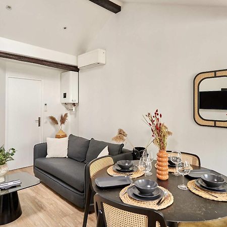 Apartment Le Marais By Studio Prestige Париж Экстерьер фото